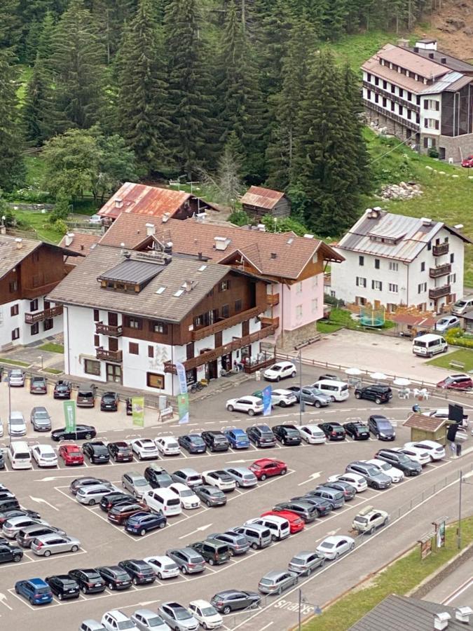 Casa Doleda Apartman Alba di Canazei Kültér fotó